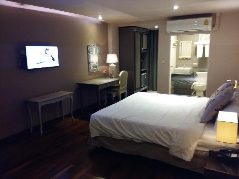 The Sathon Vimanda Hotel Bangkok Exterior foto