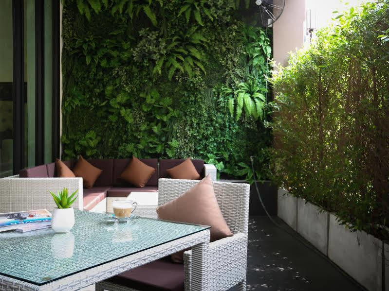 The Sathon Vimanda Hotel Bangkok Exterior foto